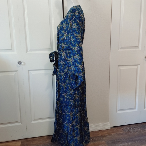 Anthropologie Ditsy Floral Sleep Robe - Picture 7 of 14